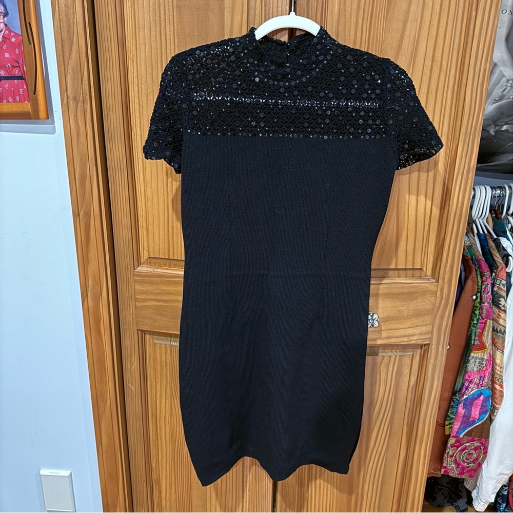 Vintage St. John Evening by Marie Gray Navy Blue Knit Dress Size 8 Short Sleeve